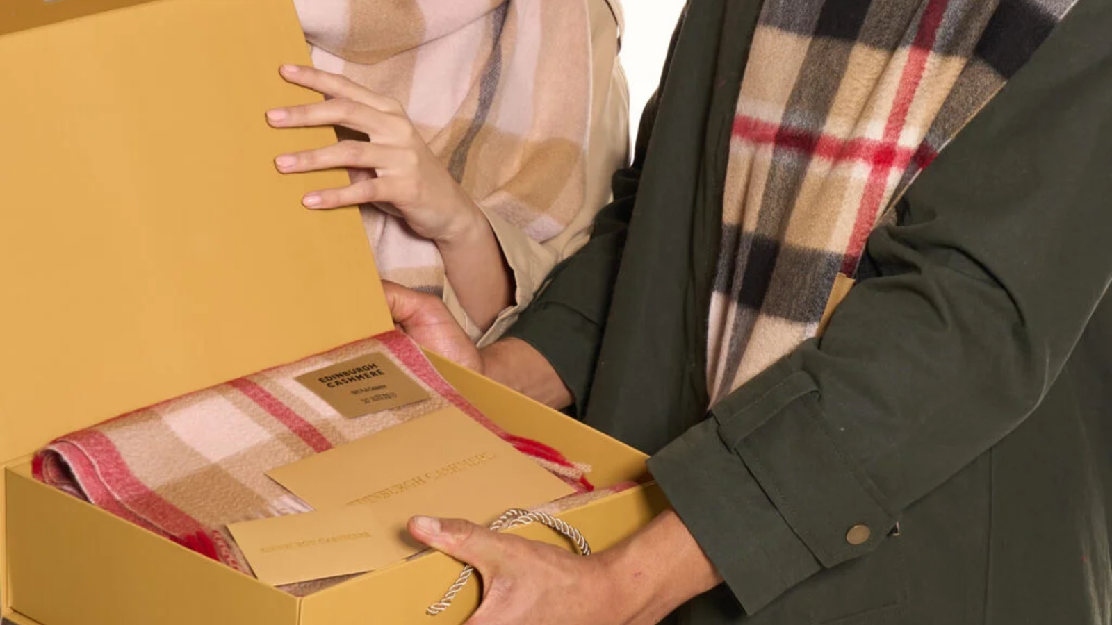 Best Gifts for Men – Pure Scottish Cashmere from a 250-Year-Old Mill